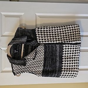Chaps sweater vest bk & wh